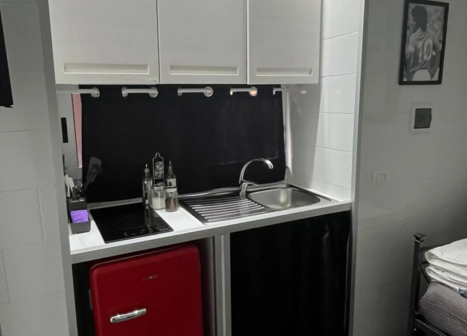 Apartment Essential Small House Naples